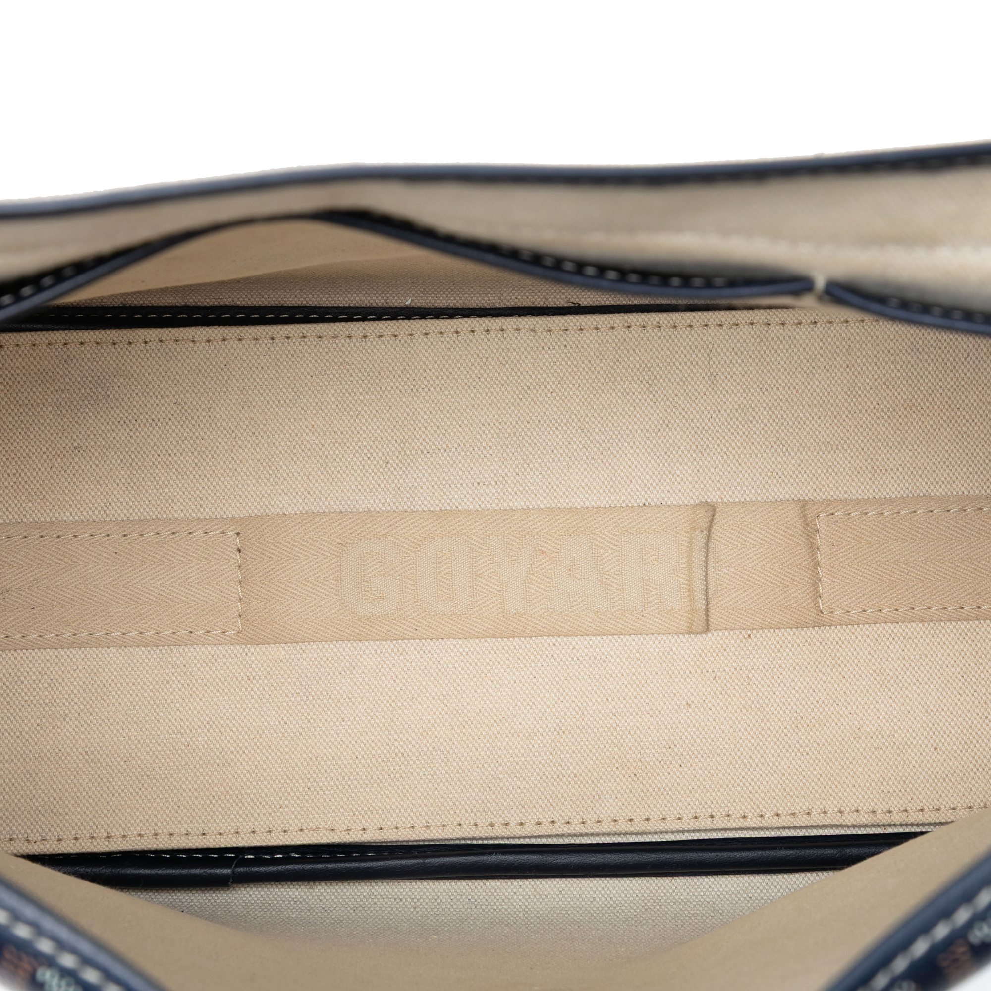 Pre-owned Messenger Bag