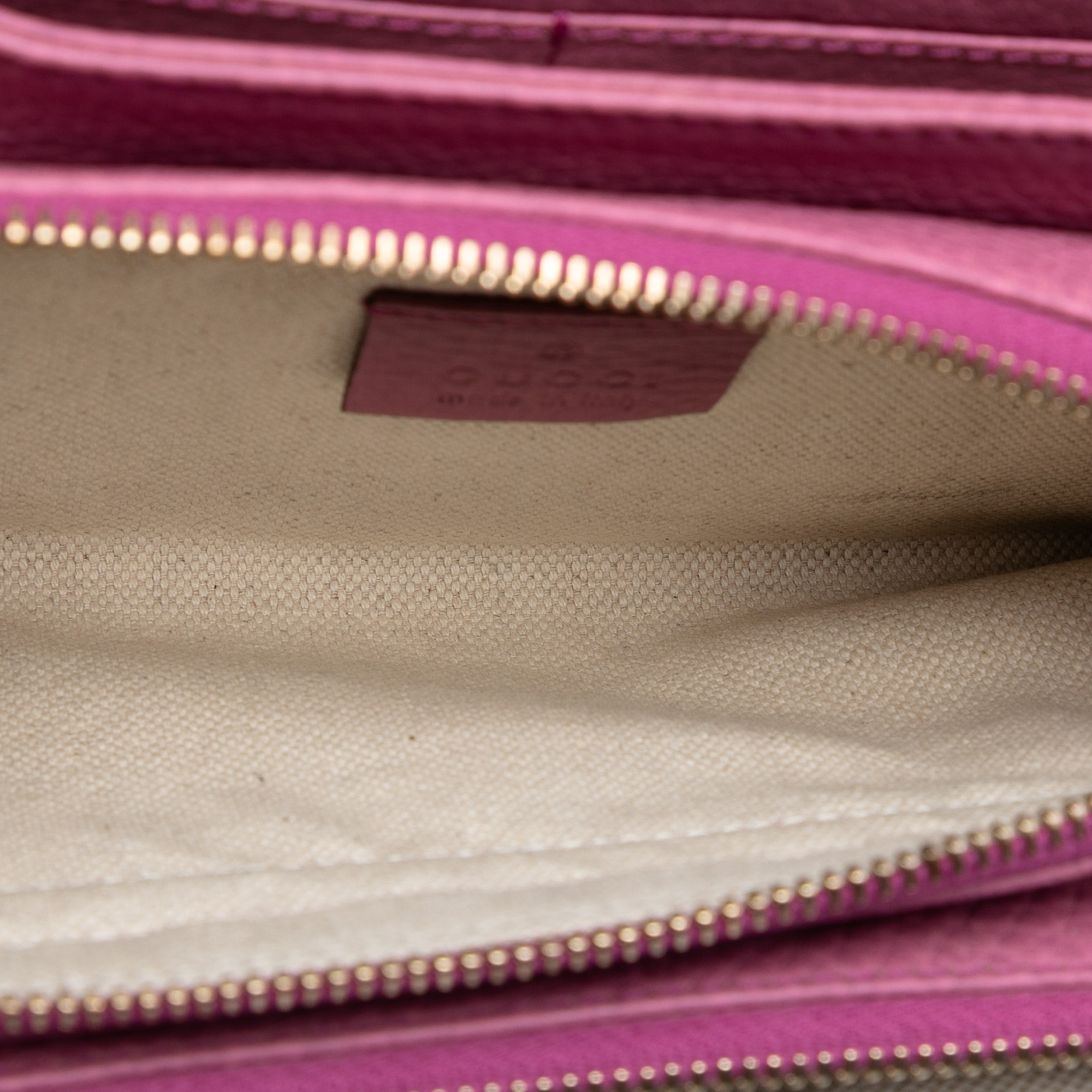 Pre-owned Chain Leather Wallet