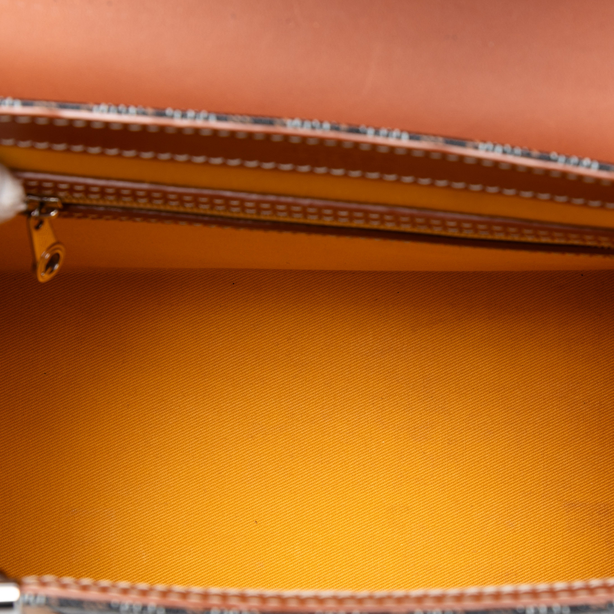 Pre-owned Top Handle Structured Bag