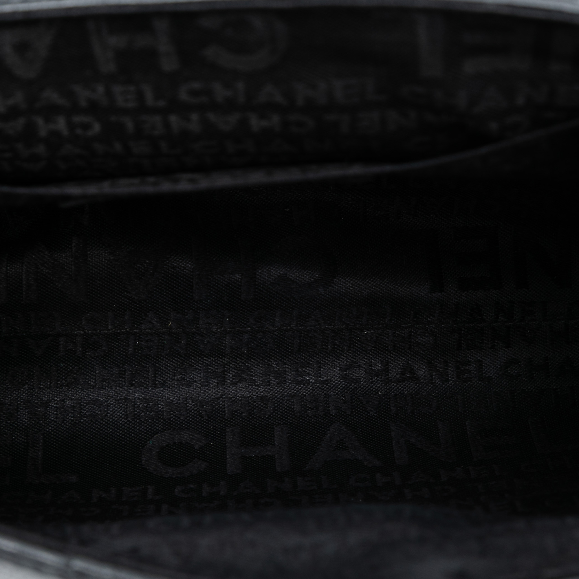 Pre-owned Quilted Flap Shoulder Bag