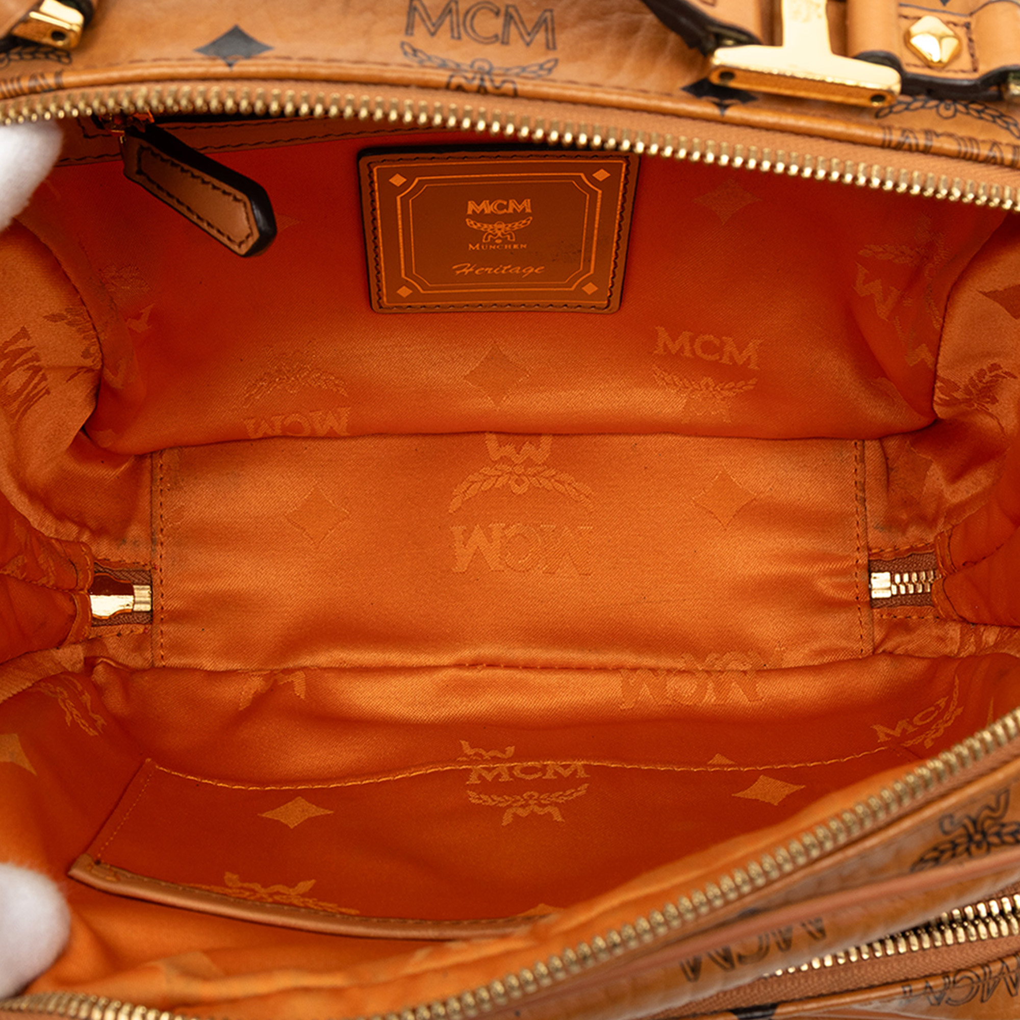 Pre-owned Leather Top Handle Bag
